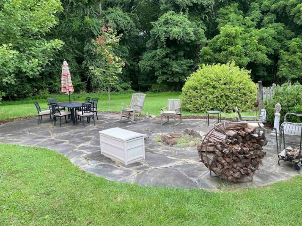 backyard fire pit in rental cottage